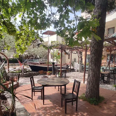 Mare & Monte Hotel *