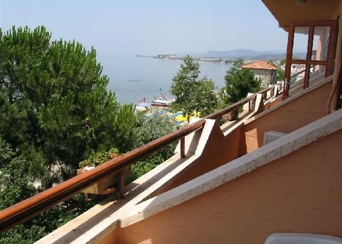 Mare & Monte Отель Алтынолук