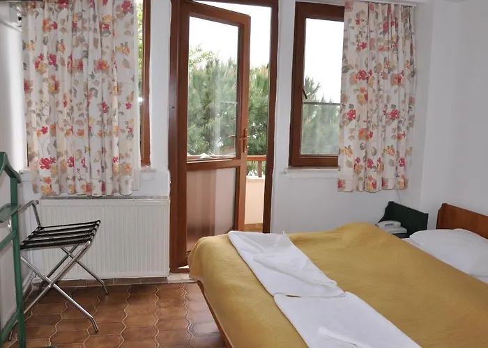 Mare & Monte Отель *